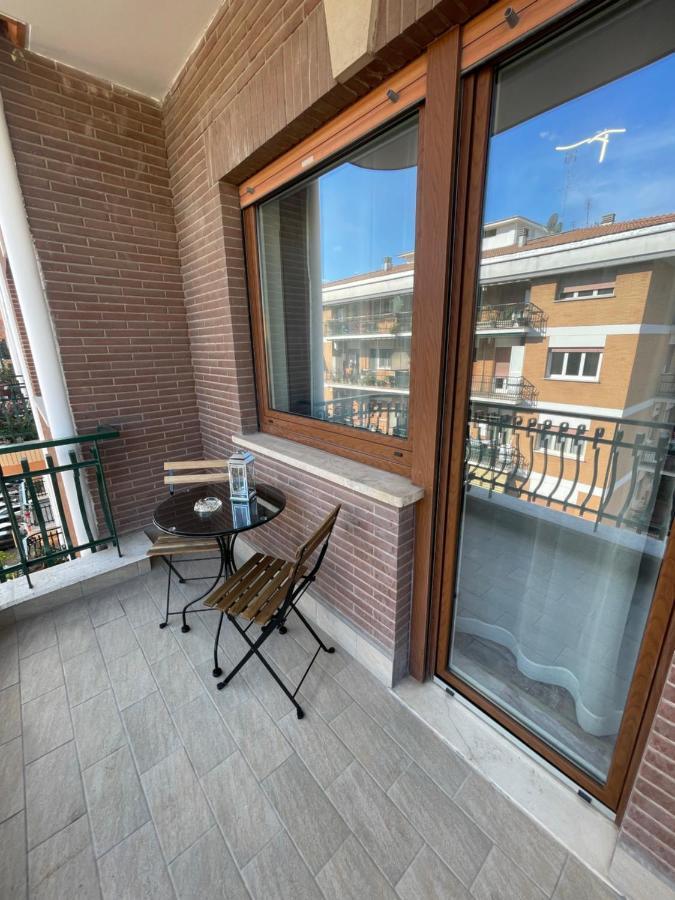 Henry Suite Rome Bagian luar foto